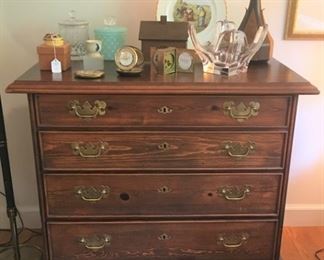 Churchill Cabinet Company Chest of Drawers