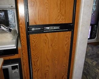 Large Fridge/ freezer