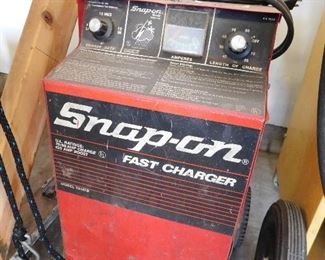 Snap-on fast charger model YA167B. Working.