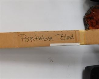 Portable hunting blind