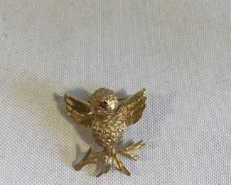 14K Golden Bird Pin With Red Stone Eye https://ctbids.com/#!/description/share/209704