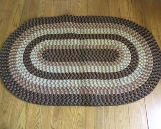 Vintage Braided Rug https://ctbids.com/#!/description/share/209431