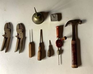 Vintage Tools (9Pcs) https://ctbids.com/#!/description/share/209456