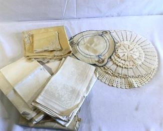 Vintage linens 36 piece https://ctbids.com/#!/description/share/209714