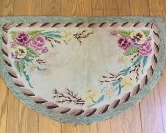 Handmade Vintage Half Circle Rug Floral https://ctbids.com/#!/description/share/209605