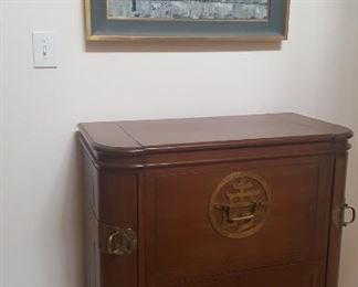 VINTAGE BAR WHEN CLOSED