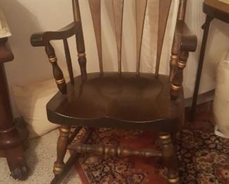 VINTAGE ROCKING CHAIR