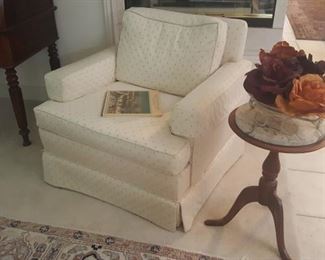 VINTAGE CHAIR & MARBLE TOP STAND