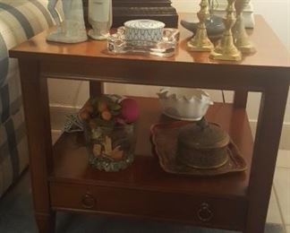 ANTIQUE CLOCK & FIGURINES