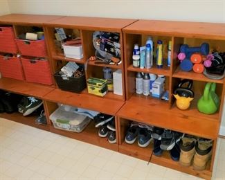 50 Mud Room Stand