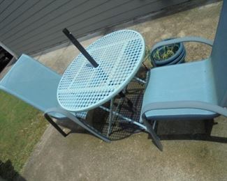 Out side patio set  table w/2 chairs, umbrella 