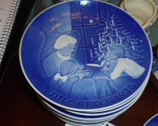 1 of 13 B&G Denmark - Jule After plates 'A Christmas Tale'1978