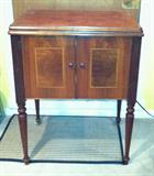 1941 Singer Sewing Machine - closed cabinet