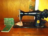 1941 Singer Sewing Machine in cabinet (sn: AG-057-244)