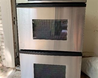 Pair of Decor 30" front stainless steel double ovens