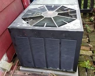 Rheem Classic Air Conditioner RAMB-048JAZ