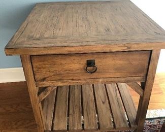 Cute side table - brand new!