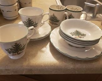 Twelve pieces Christmas china