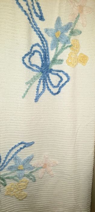 Chenille bedspread