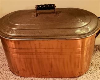 Copper wash boiler with lid