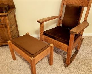 Rocker & foot stool