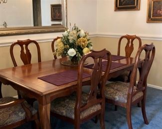 Contemporary Dining table & six chairs 