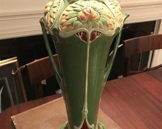 As is ....  Art Deco basket vase,  stunning