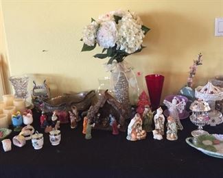 Assorted Household Decor'