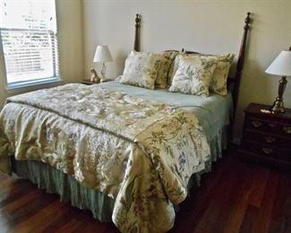 QUEEN BED, NIGHT STANDS