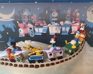 Disney Mickey & Co Train Display