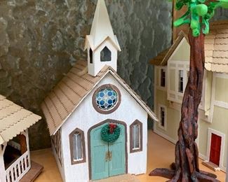 Many HO Scale train set buildings