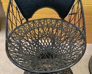 1960s Fiberglass Spun Table w/ 4 Chairs Marble Top BLACK Pre Russell Woodard Yellow/White 29 in H x 41.5in Diameter