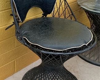 1960s Fiberglass Spun Table w/ 4 Chairs Marble Top BLACK Pre Russell Woodard Yellow/White 29 in H x 41.5in Diameter