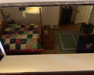 Huge Amazing Dollhouse 22x35x68in approx HxWxD