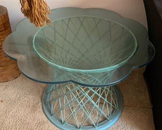1960s Fiberglass Spun Table Base Pre Russell Woodard Flower Glass Top 19in H x 30.5in w