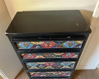 5 Drawer Compact Dresser 41x23x13in HxWxD