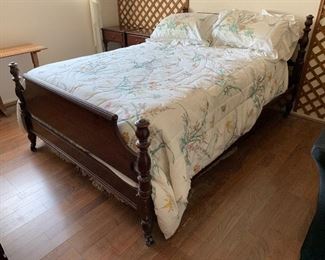 Mahogany Full Sized Bed
