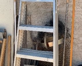 Aluminum Ladder