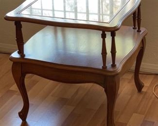 Vintage Walnut/Travertine Top End Table 23x22x22on HxWxD