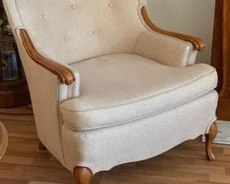 Vintage Upholstered Wood Accent Chair 31x29x31in HxWxD