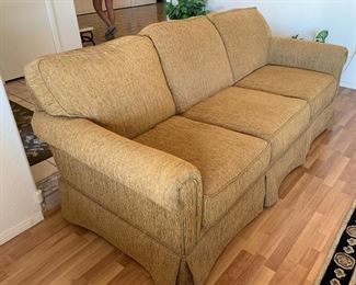 Broyhill Contemporary Fabric Sofa/Couch 35x84x38in HxWxD