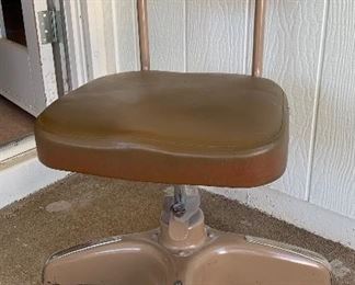 Vintage Cosco Industrial Rolling Office Chair 33x20x20 HxWxD