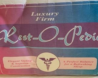 King Pillow Top Bed; Mattress & Frame 49x74x80in HxWxD
