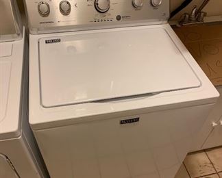 Maytag 3.6-Cu ft Top Load Washer MVWC415EW1 44x27x26in HxWxD
