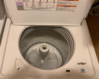 Maytag 3.6-Cu ft Top Load Washer MVWC415EW1 44x27x26in HxWxD
