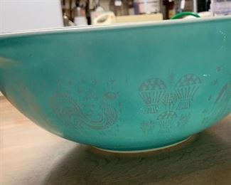 Pyrex Amish Butterprint Lg Bowl