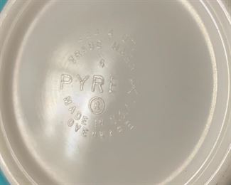 Pyrex Amish Butterprint Lg Bowl