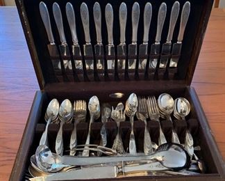 Community Plate Silverware Set