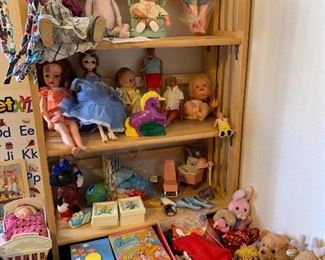 Many Vintage Dolls