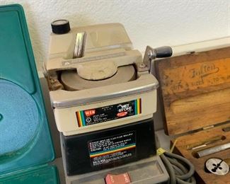 WEN 2900 Wet Stone Sharpener